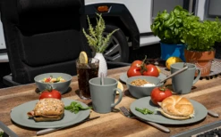 Berger Kynne Polypropylen Geschirr-Set 16-tlg. Für 4 Personen