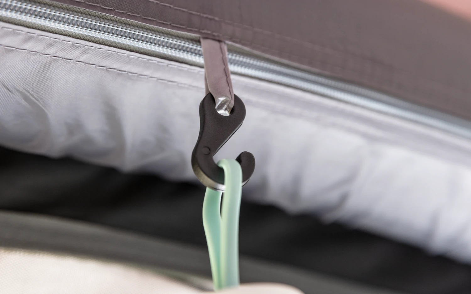 Berger Touring Air 4-Season Aufblasbares Busvorzelt 13 Berger Touring Air 4-Season Aufblasbares Busvorzelt – Bild 13