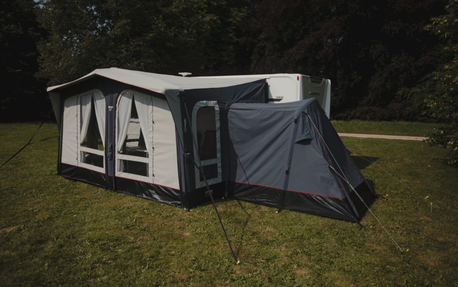 Vango Riviera Air 390 Elements All Season Aufblasbares Ganzjahresvorzelt 9 Vango Riviera Air 390 Elements All Season Aufblasbares Ganzjahresvorzelt – Bild 9