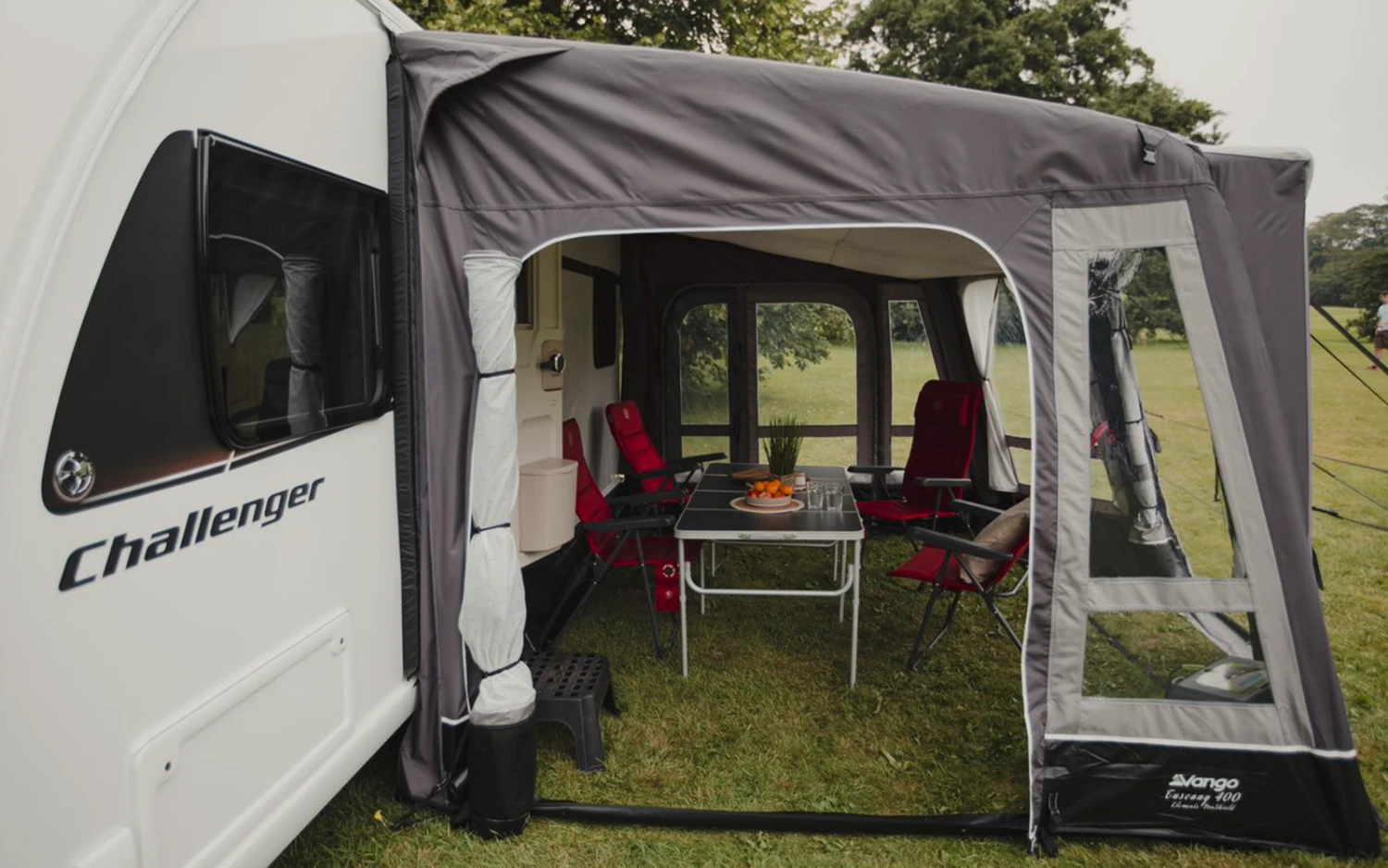 Vango Tuscany Air 400 Elements ProShield Aufblasbares Reisevorzelt 10 Vango Tuscany Air 400 Elements ProShield Aufblasbares Reisevorzelt – Bild 10