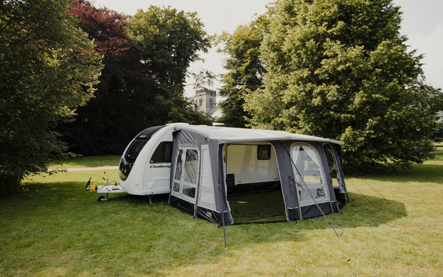 Vango Aufblasbares Vorzelt Für Wohnwagen Tuscany Air 500 Elements ProShield 1 Vango Aufblasbares Vorzelt Für Wohnwagen Tuscany Air 500 Elements ProShield