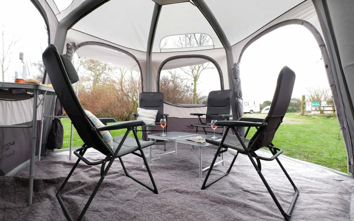 Vango Airhub Hexaway II Aufblasbares Busvorzelt 4 Vango Airhub Hexaway II Aufblasbares Busvorzelt – Bild 4