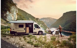 Dometic PerfectRoof PR 2000 Dachmarkise (Anthrazit / Grey Horizon) 18 Dometic PerfectRoof PR 2000 Dachmarkise (Anthrazit / Grey Horizon) -Berger Geschaft 1551630 8653323