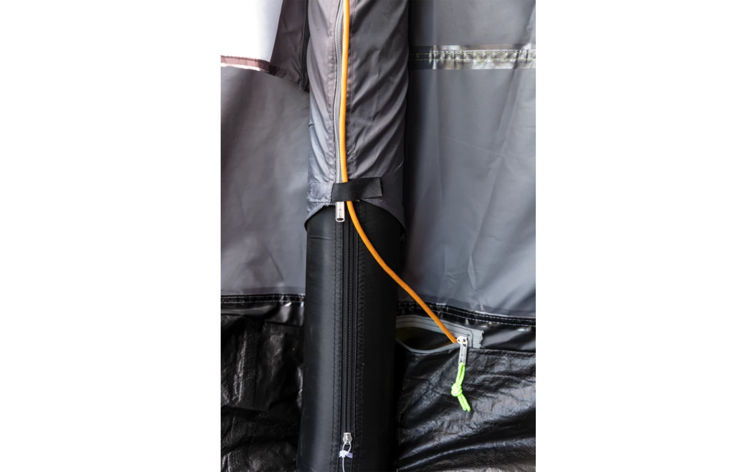 Berger Touring Air 4-Season Aufblasbares Busvorzelt 11 Berger Touring Air 4-Season Aufblasbares Busvorzelt – Bild 11